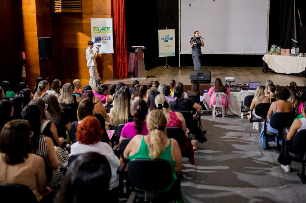 VII Seminário de Empreendedorismo Feminino reúne Alzira Vasconcelos em evento inspirador