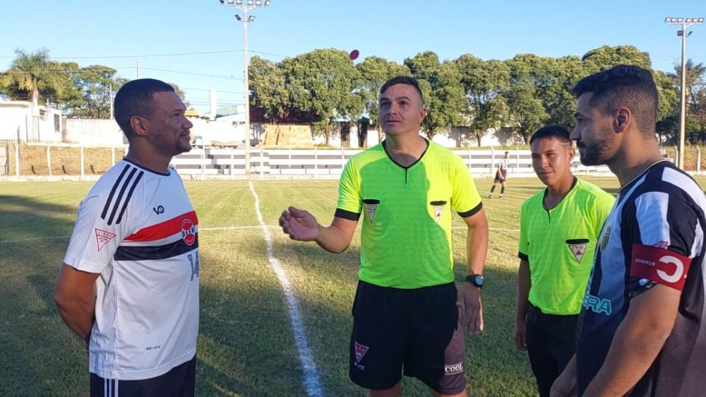 Associação vence o Sociedade e "mira" Semifinal