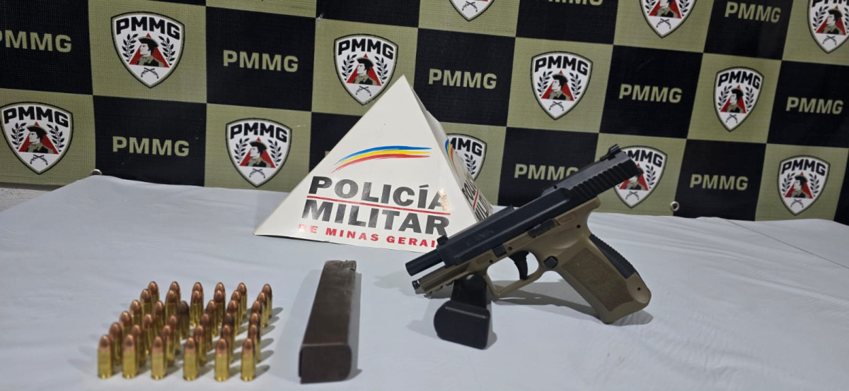 Polícia Militar apreende arma de fogo e munições em Arcos