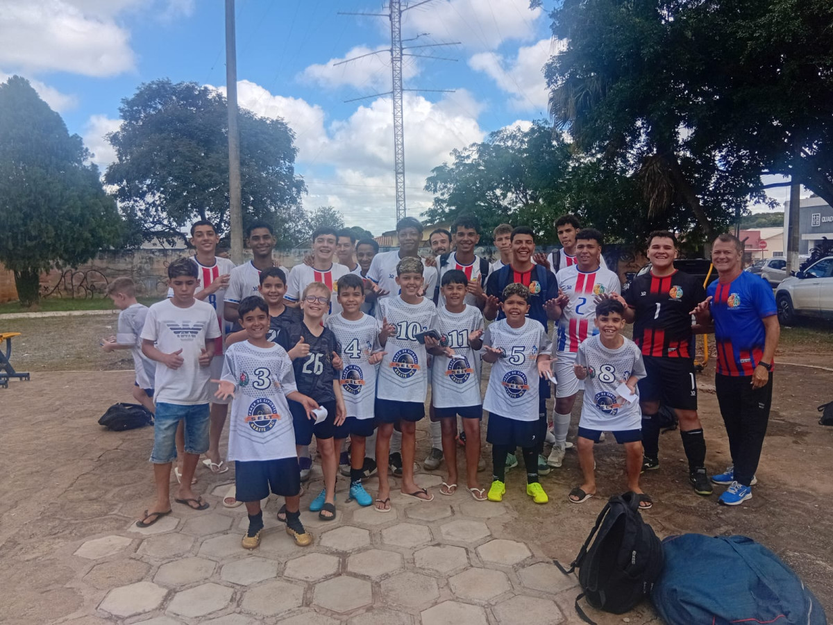 SEMCELT Arcos é campeã da etapa da Lidcom de Futsal Sub-20 em Martinho Campos